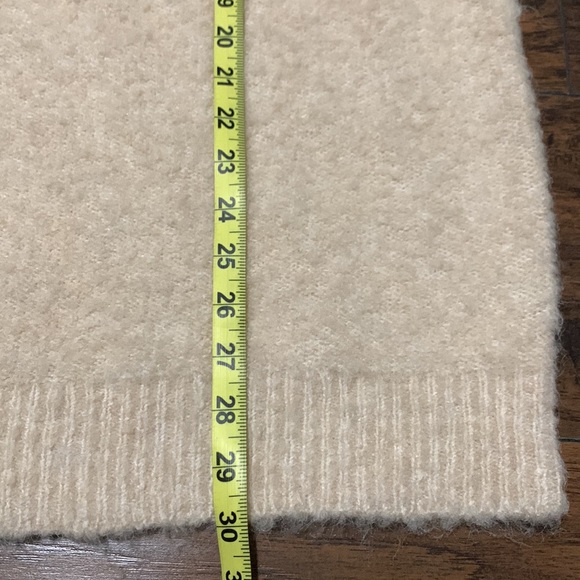 Universal Thread Long Sweater - Picture 6 of 9